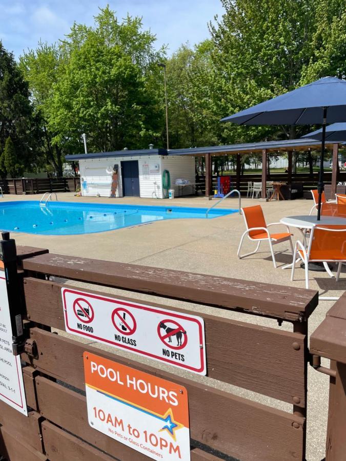 Starlite Resort Saugatuck Kültér fotó